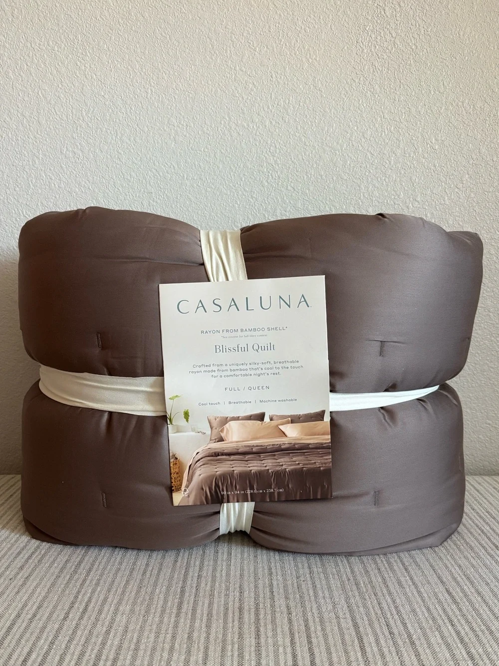 NWT Full/Queen Rayon from Bamboo Quilt Fig - Casaluna